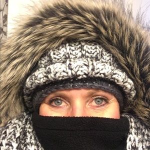 Meet your Posher, Sara